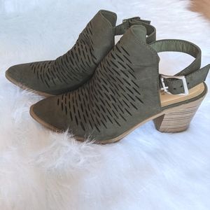 High Heel booties